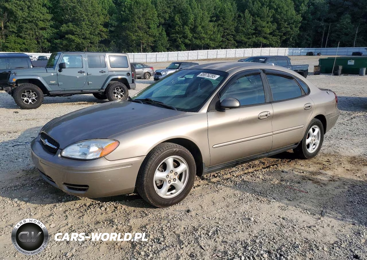 2003 Ford Taurus Se