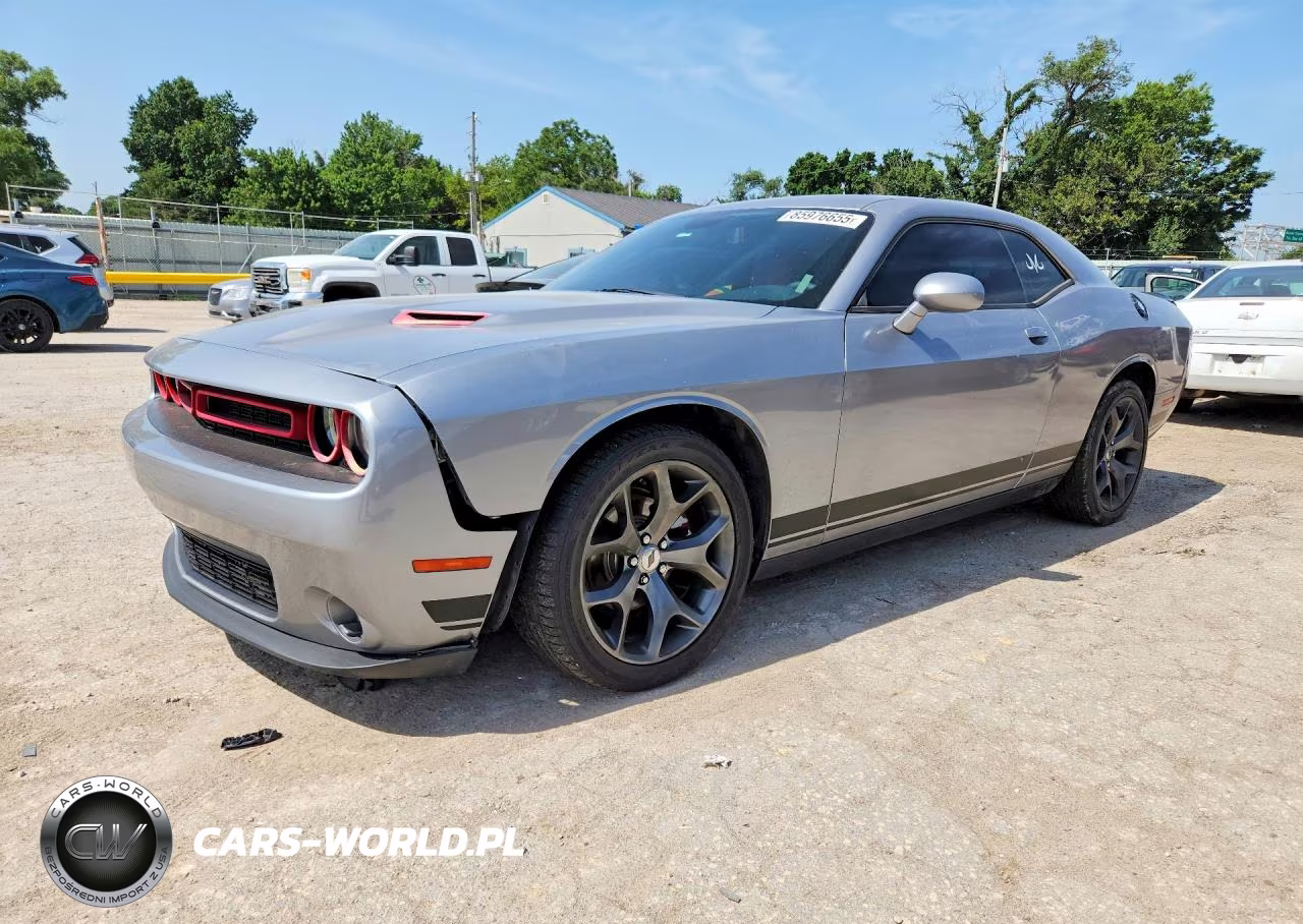 2017 Dodge Challenger Sxt