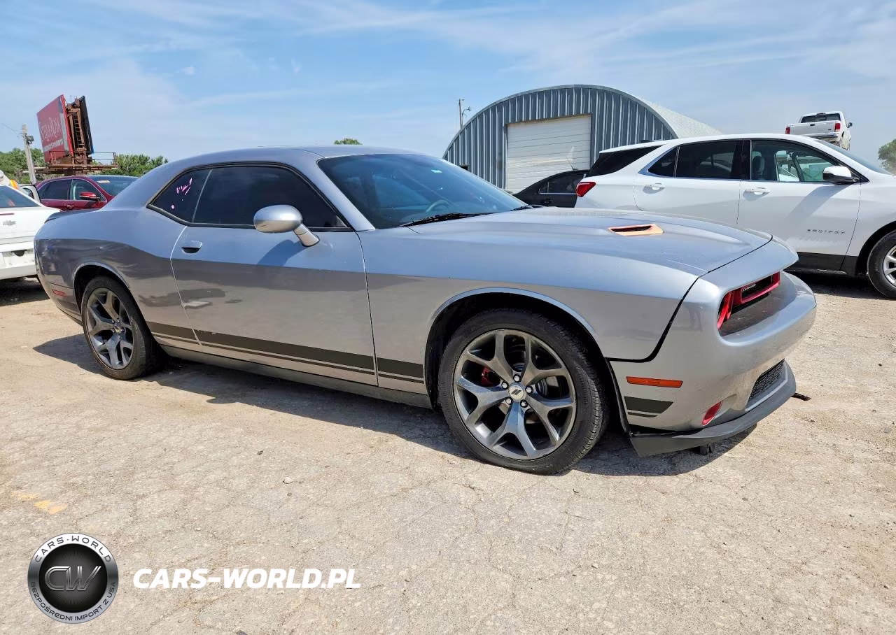2017 Dodge Challenger Sxt VIN:2C3CDZAG1HH536534 - 4