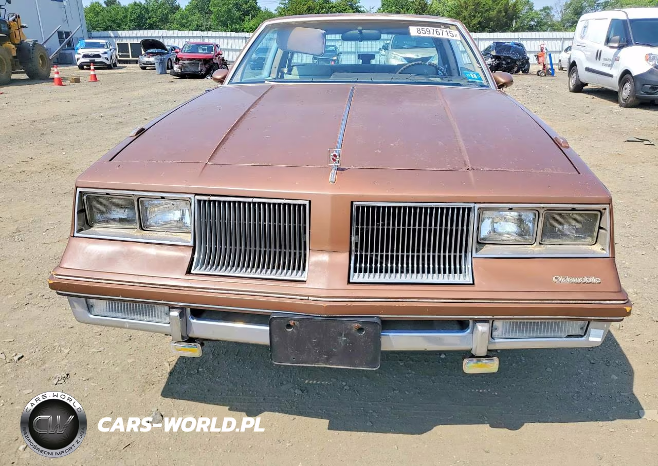 1986 Oldsmobile Cutlass Supreme Brougham VIN:1G3GM47Y0GP378102 - 5