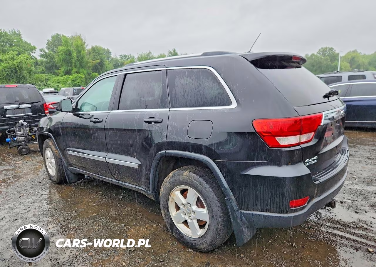 2013 Jeep Grand Cherokee Laredo VIN:1C4RJFAG3DC507403 - 2