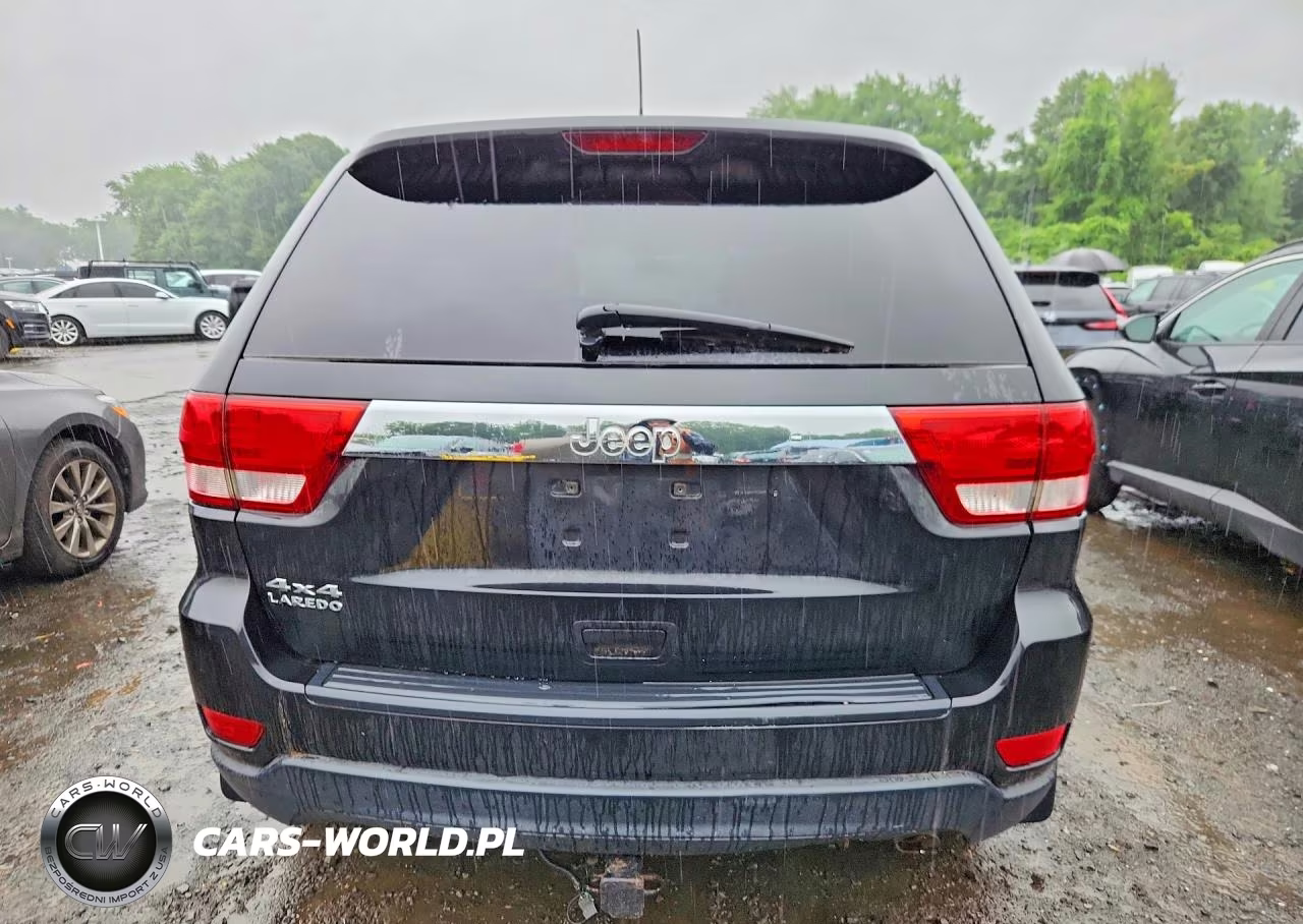 2013 Jeep Grand Cherokee Laredo VIN:1C4RJFAG3DC507403 - 6