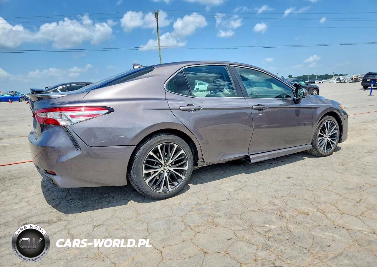 2020 Toyota Camry Se VIN:4T1M11AK3LU917706 - 3