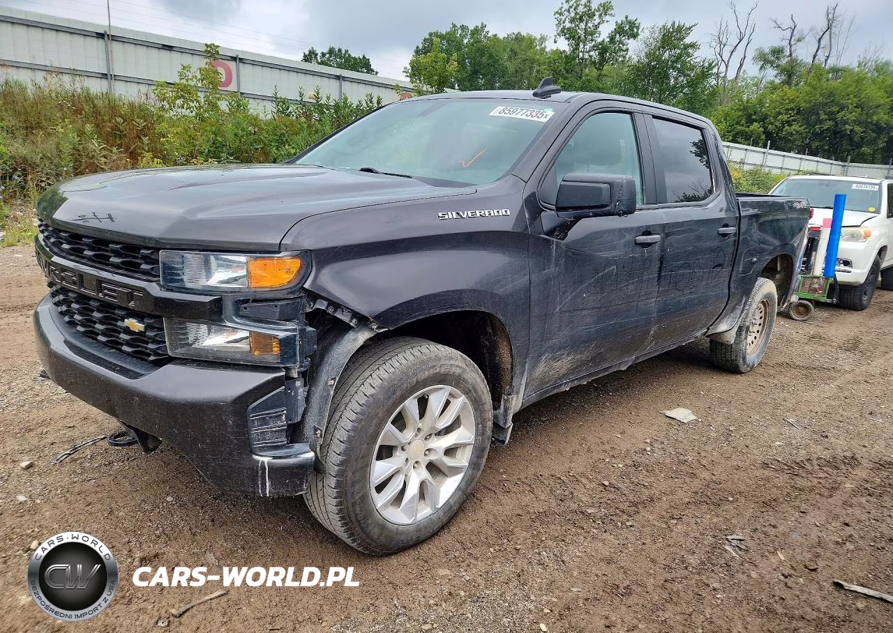 2021 Chevrolet Silverado K1500 Custom