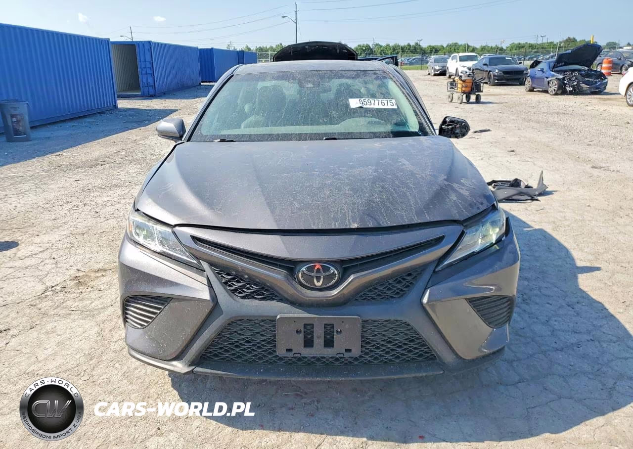 2018 Toyota Camry Se VIN:4T1B11HK9JU129538 - 5