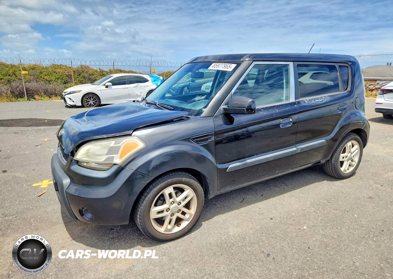 2010 Kia Soul +