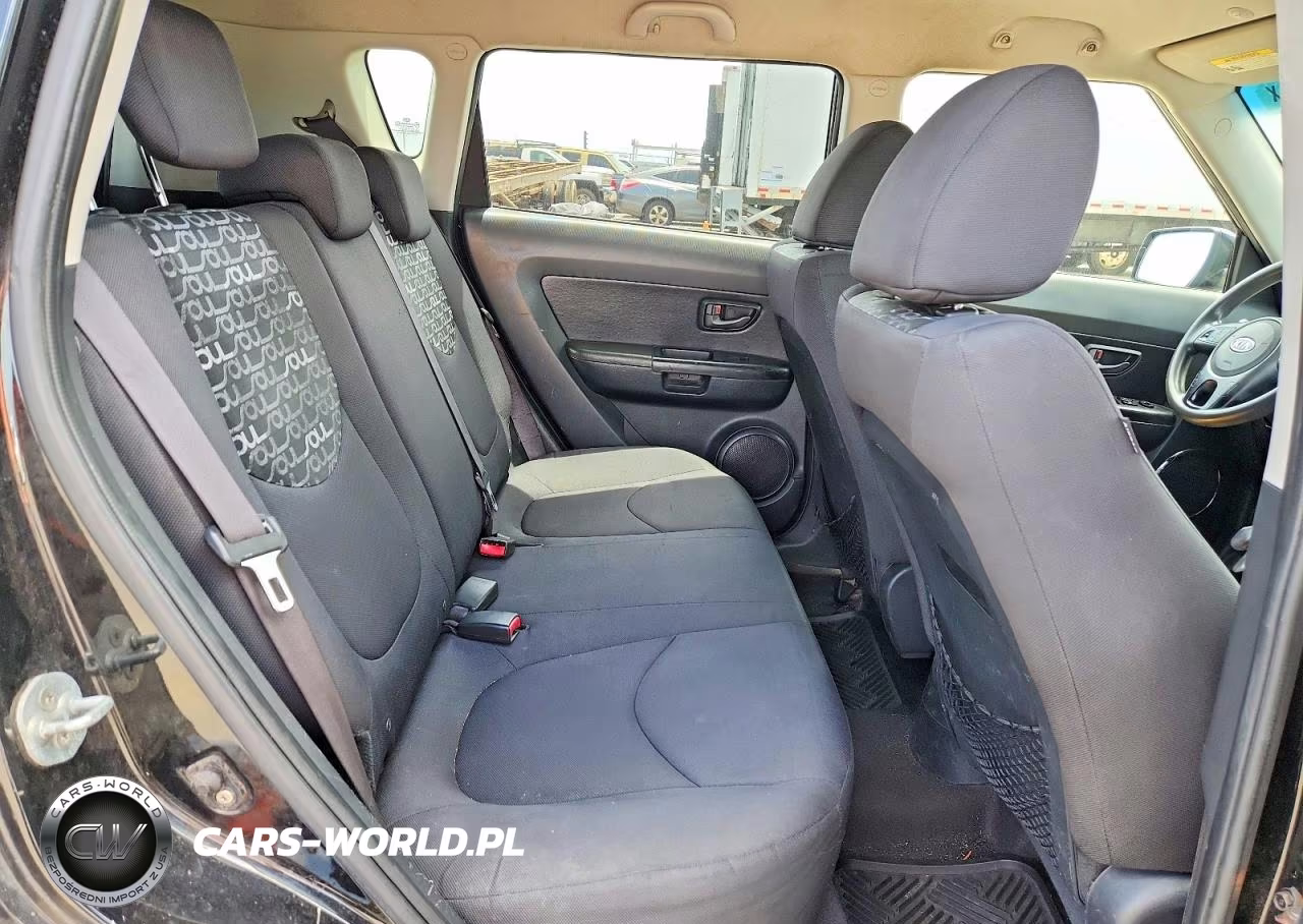 2010 Kia Soul + VIN:KNDJT2A25A7700189 - 11