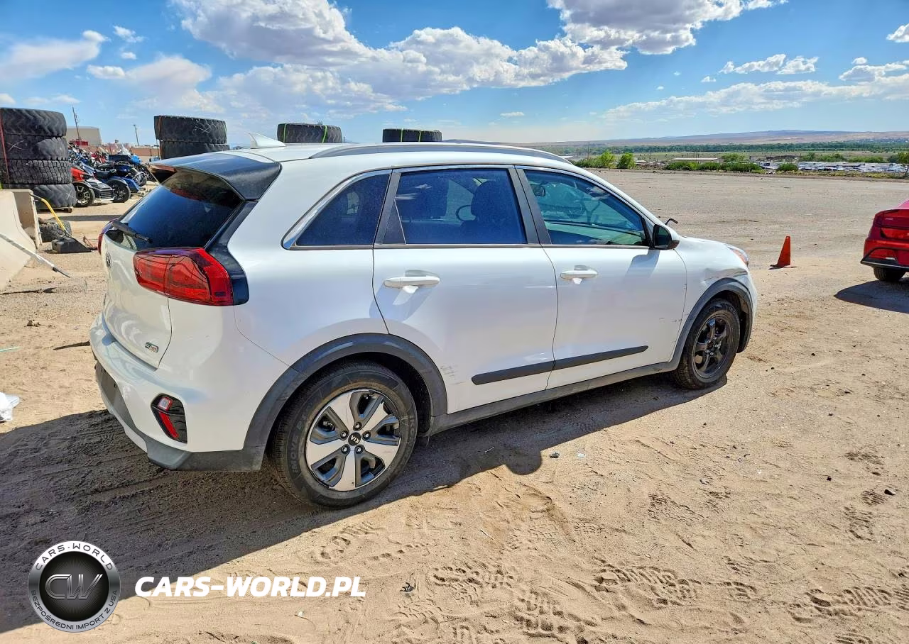 2020 Kia Niro Lx VIN:KNDCB3LC0L5367793 - 3