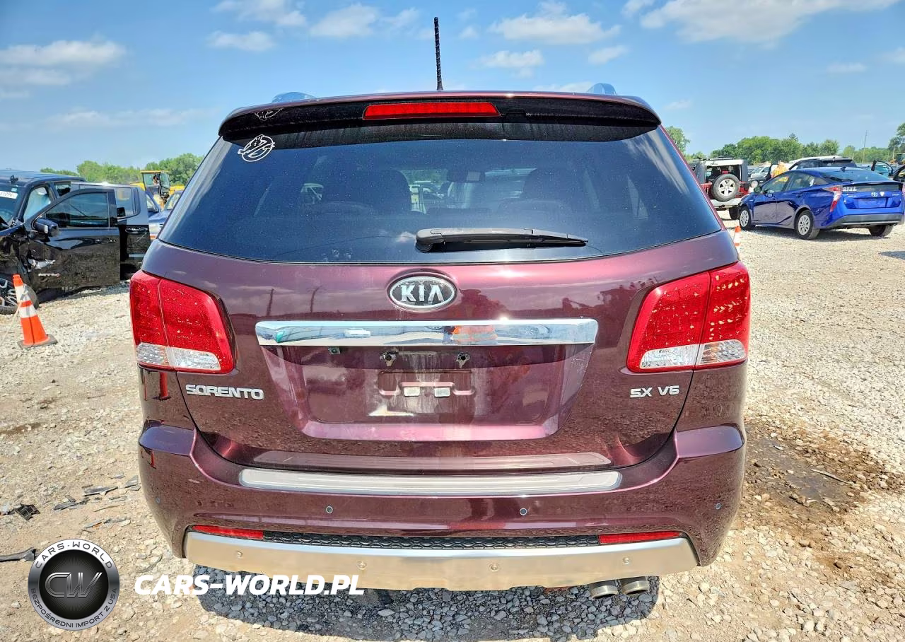 2013 Kia Sorento VIN:5XYKW4A28DG387802 - 6