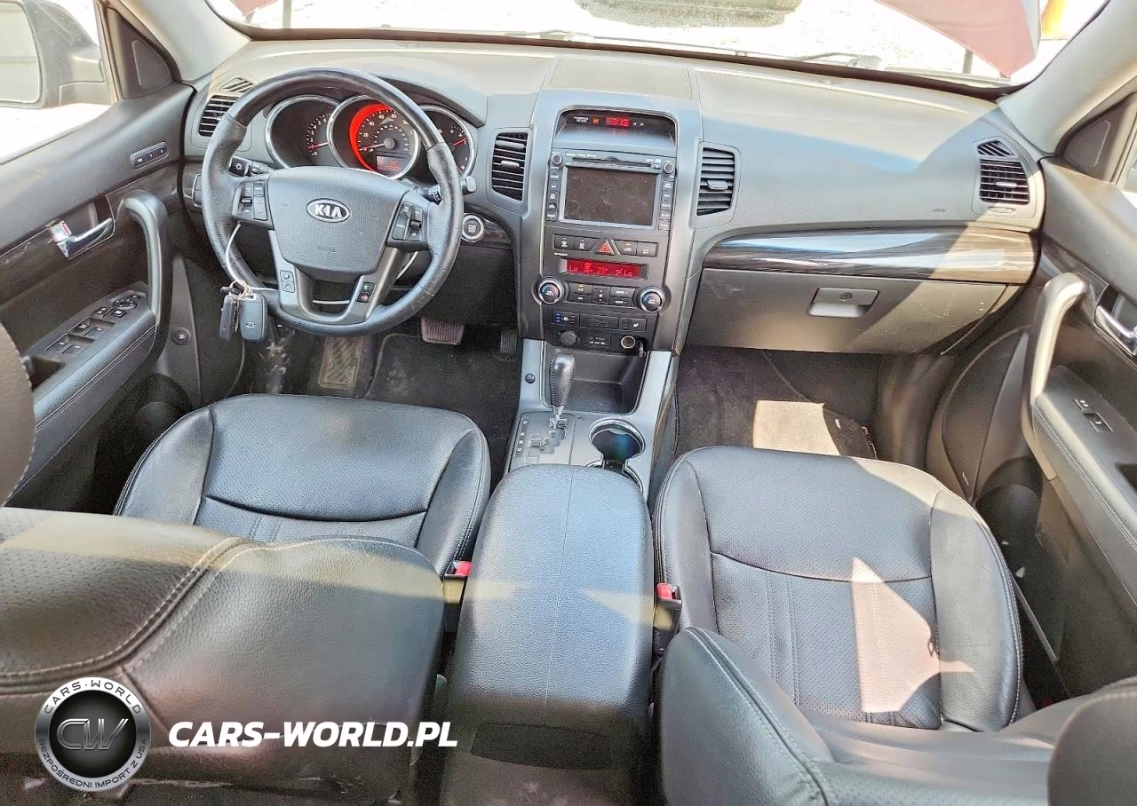 2013 Kia Sorento VIN:5XYKW4A28DG387802 - 8