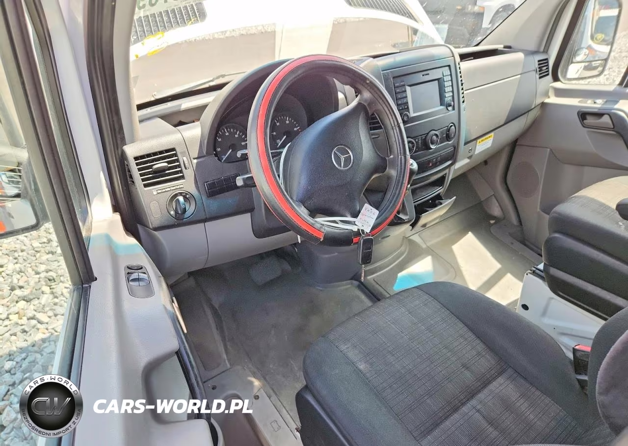 2016 Mercedes-Benz Sprinter 2500 Delivery Van VIN:WD3PE8DD4GP325225 - 8