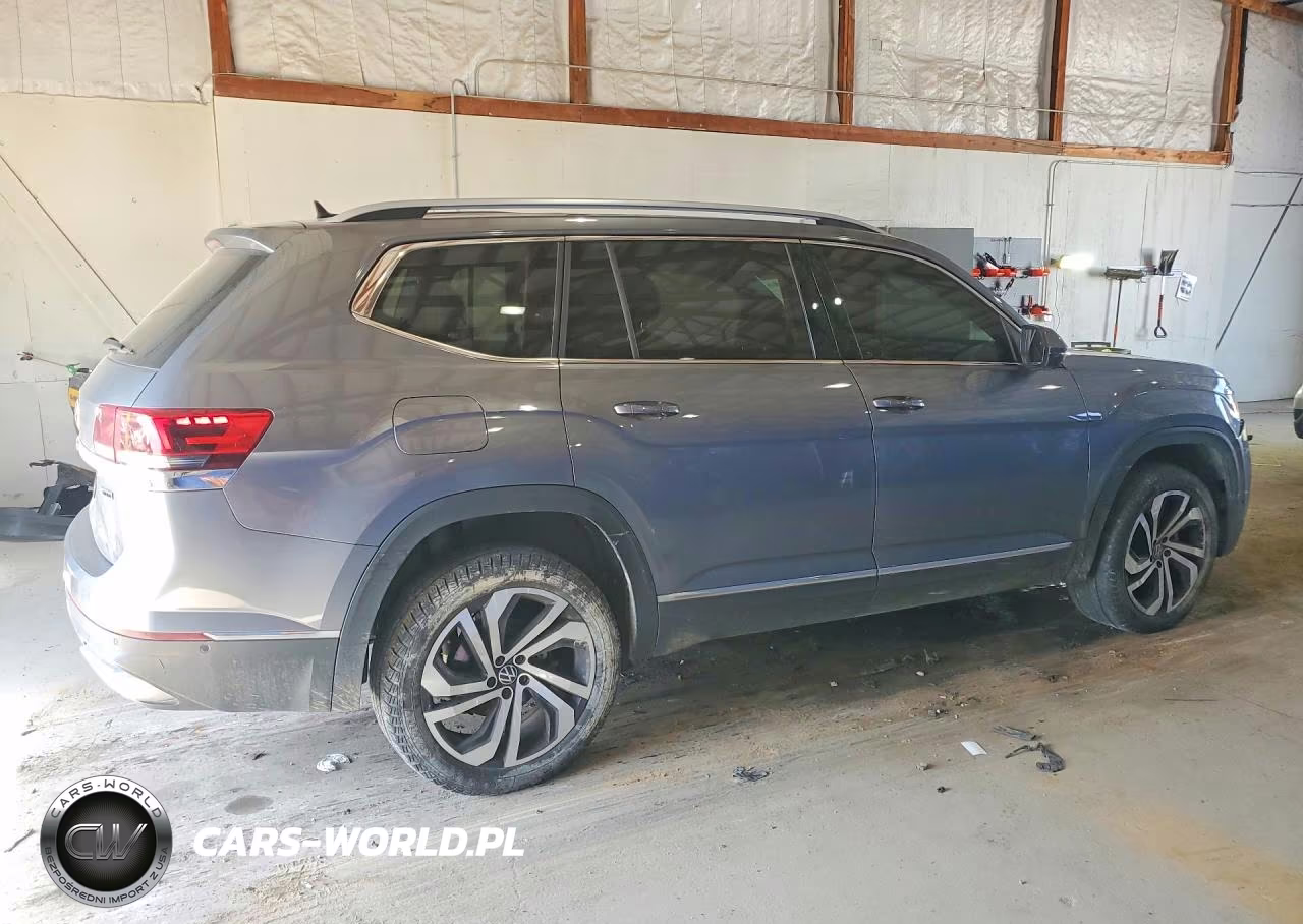 2021 Volkswagen Atlas Sel Premium VIN:1V2TP2CA2MC576913 - 3