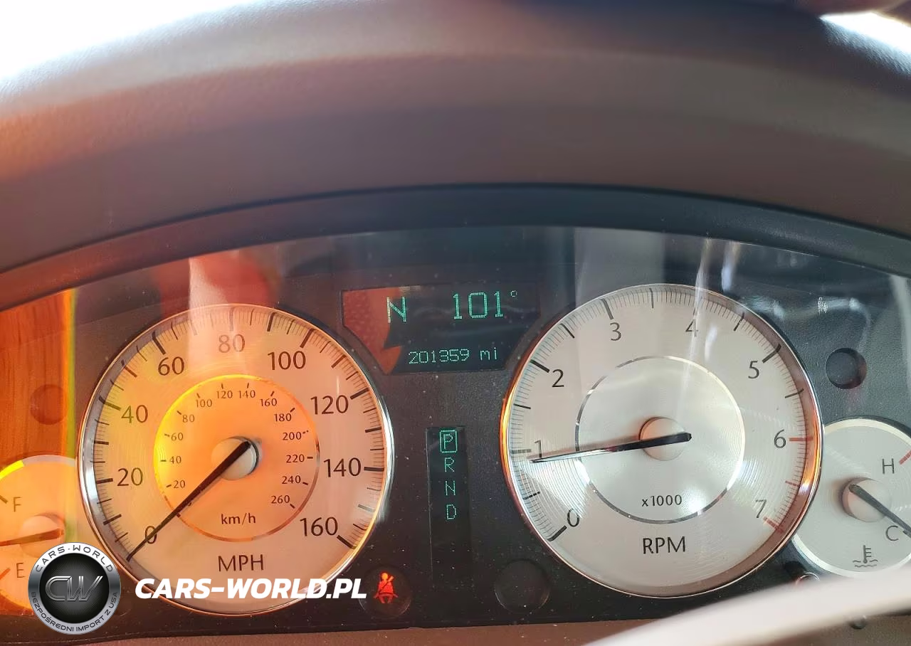 2009 Chrysler 300C VIN:2C3KA63T69H580821 - 9