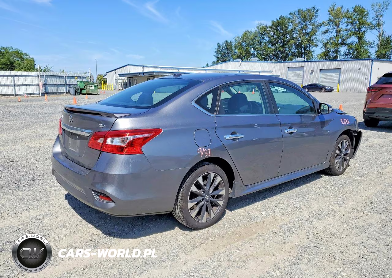 2016 Nissan Sentra Sr VIN:3N1AB7AP2GY329661 - 3