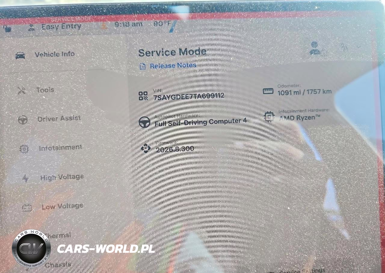 2026 Tesla Model Y VIN:7SAYGDEE7TA699112 - 9
