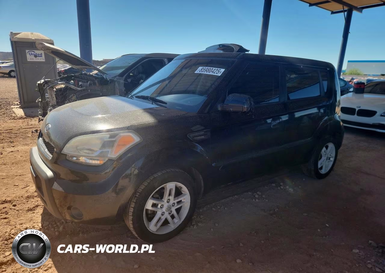 2010 Kia Soul +