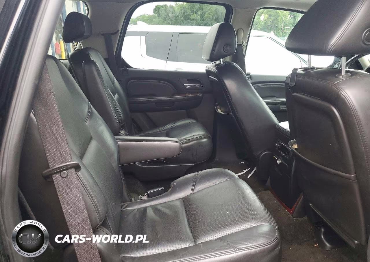 2007 Cadillac Escalade Luxury VIN:1GYFK63807R354366 - 11