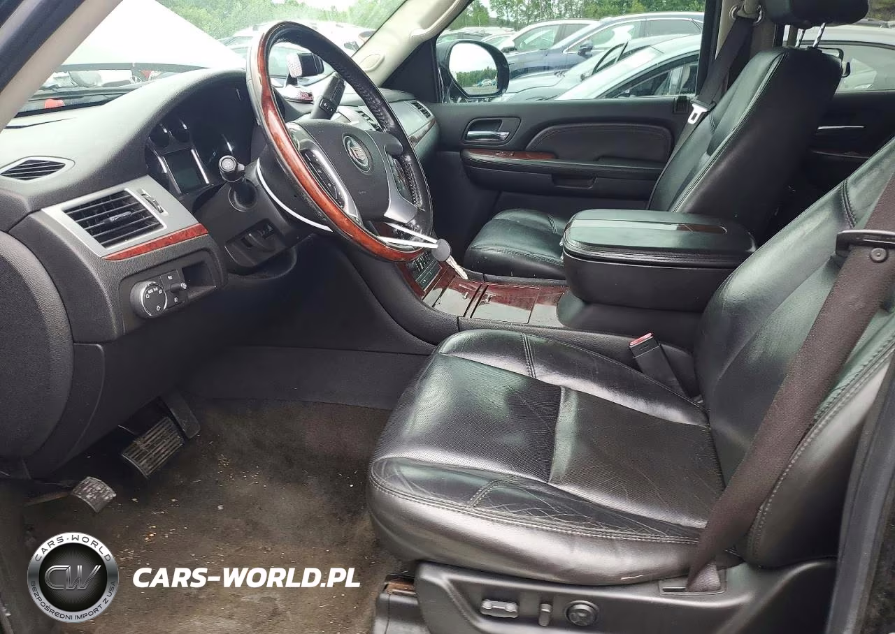2007 Cadillac Escalade Luxury VIN:1GYFK63807R354366 - 7