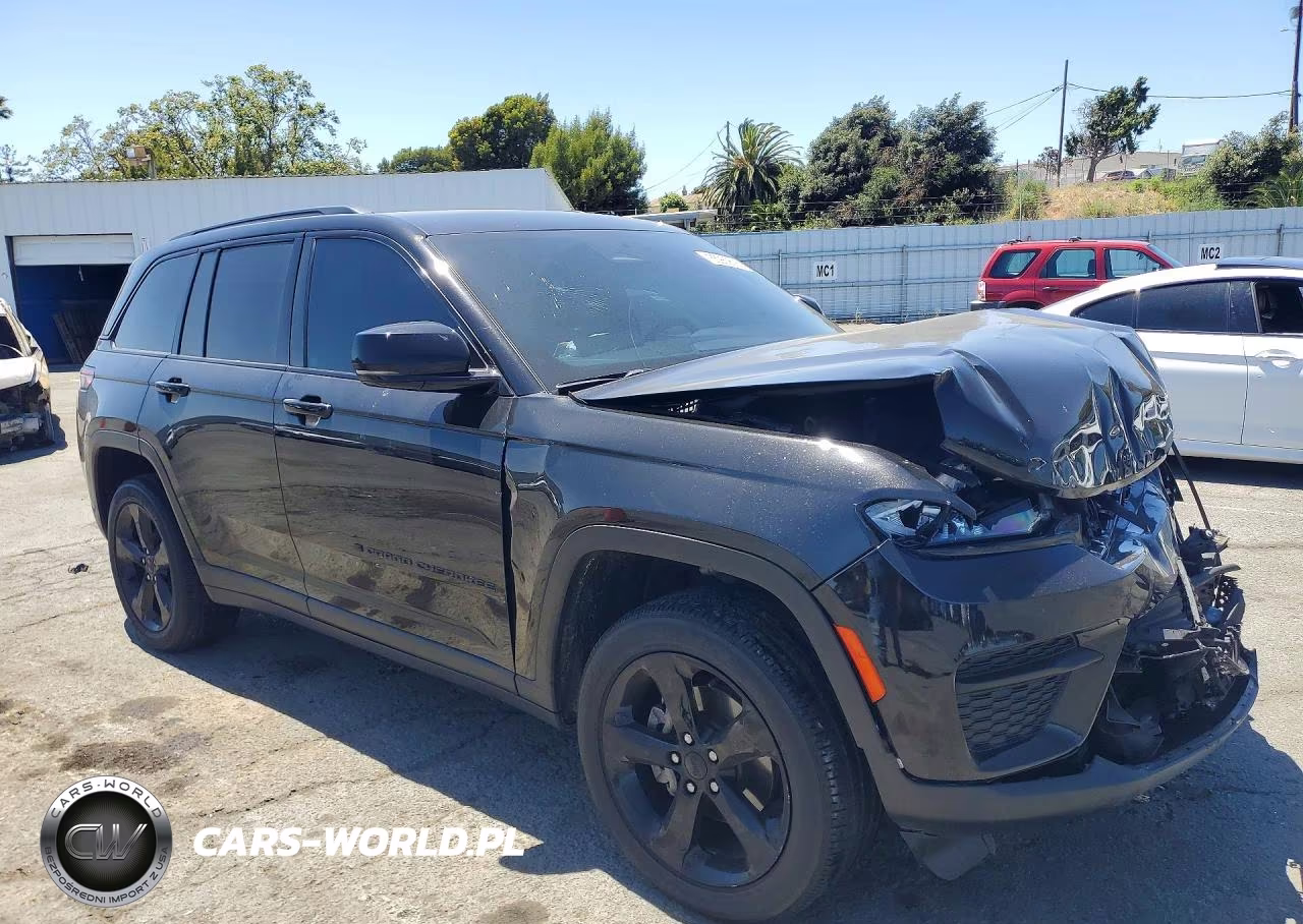 2024 Jeep Grand Cherokee Laredo VIN:1C4RJHAG8RC247714 - 4