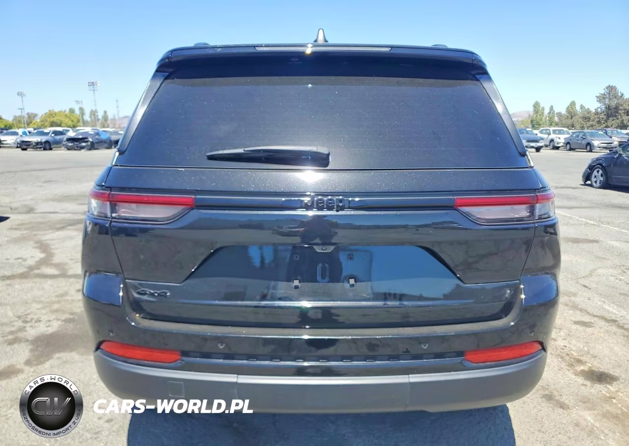 2024 Jeep Grand Cherokee Laredo VIN:1C4RJHAG8RC247714 - 6