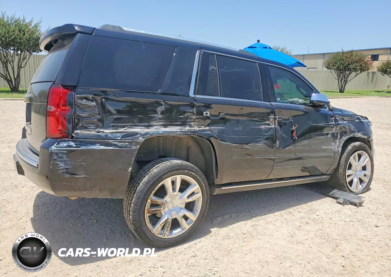 2017 Chevrolet Tahoe C1500 Premier VIN:1GNSCCKC9HR237030 - 3