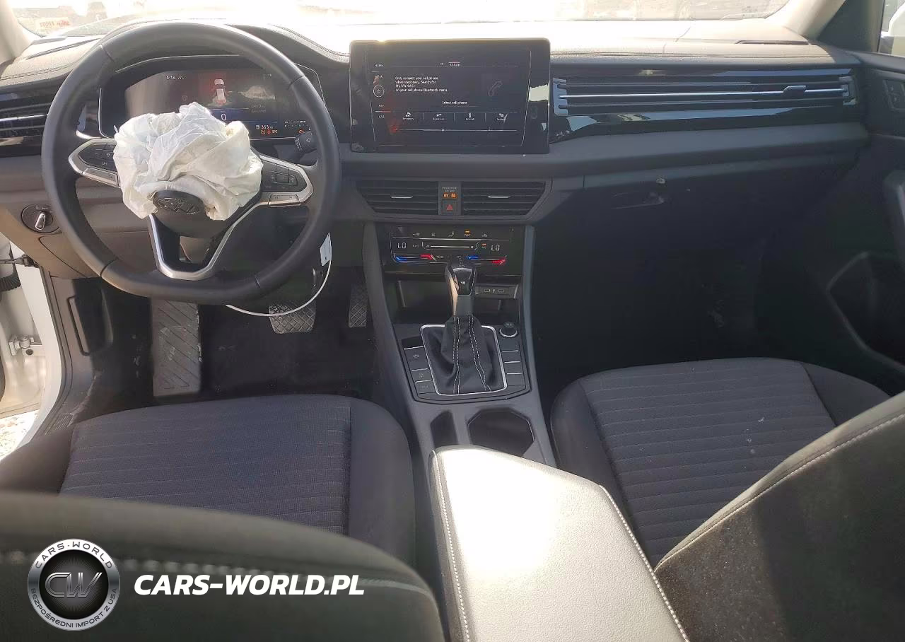 2025 Volkswagen Jetta S VIN:3VW5X7BU4SM109651 - 8