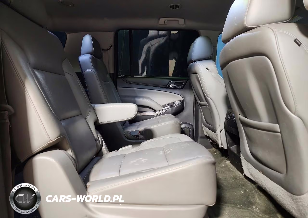 2015 Chevrolet Suburban VIN:1GNSCJKC4FR183508 - 11