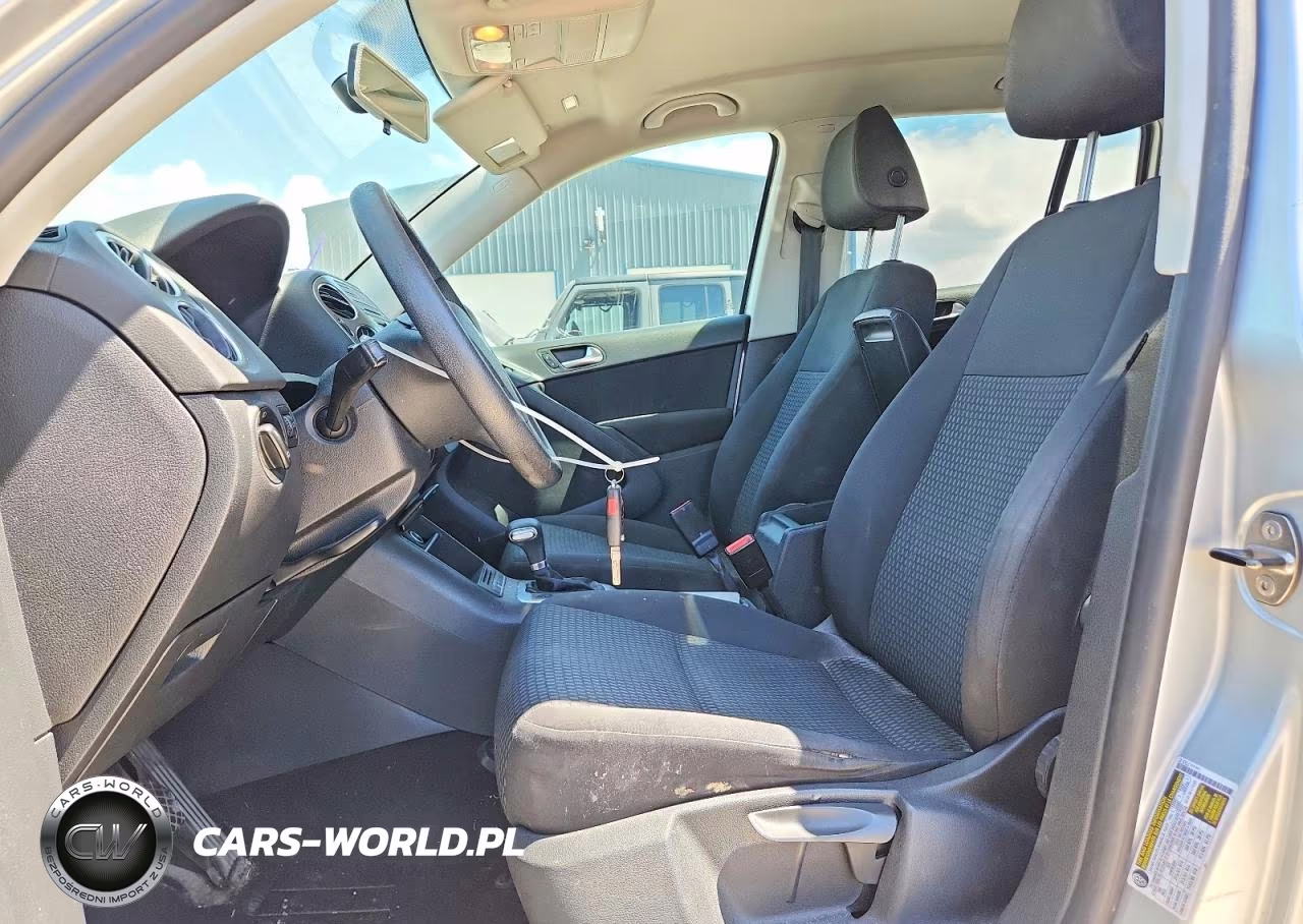 2010 Volkswagen Tiguan Se VIN:WVGBV7AX6AW523838 - 7
