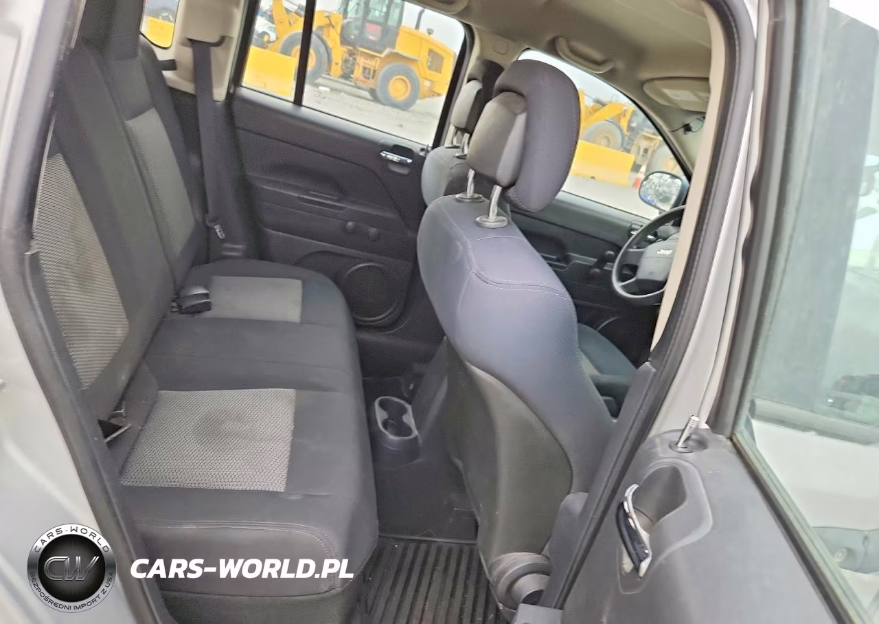 2010 Jeep Compass Sport VIN:1J4NF4FB9AD512655 - 11