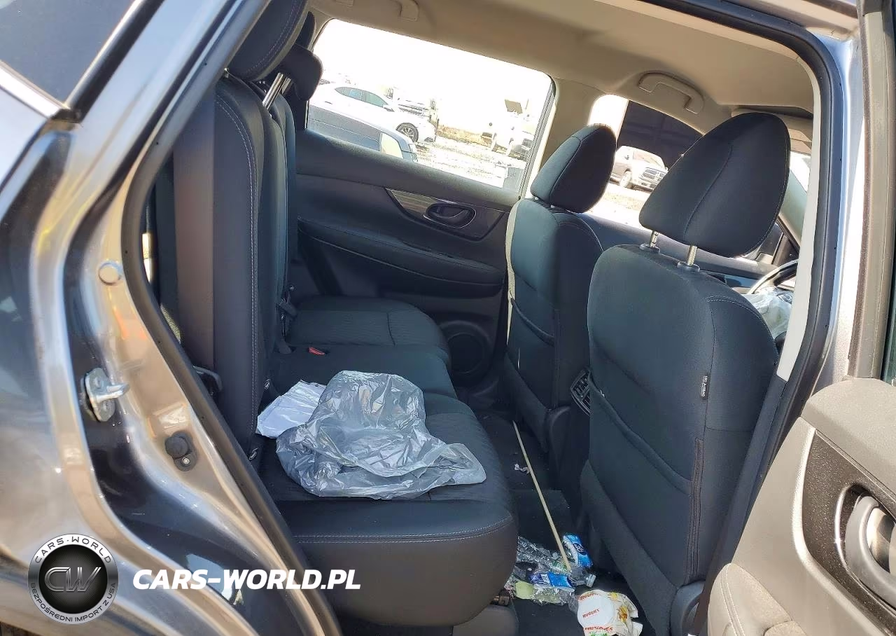 2019 Nissan Rogue S VIN:KNMAT2MV3KP500158 - 11