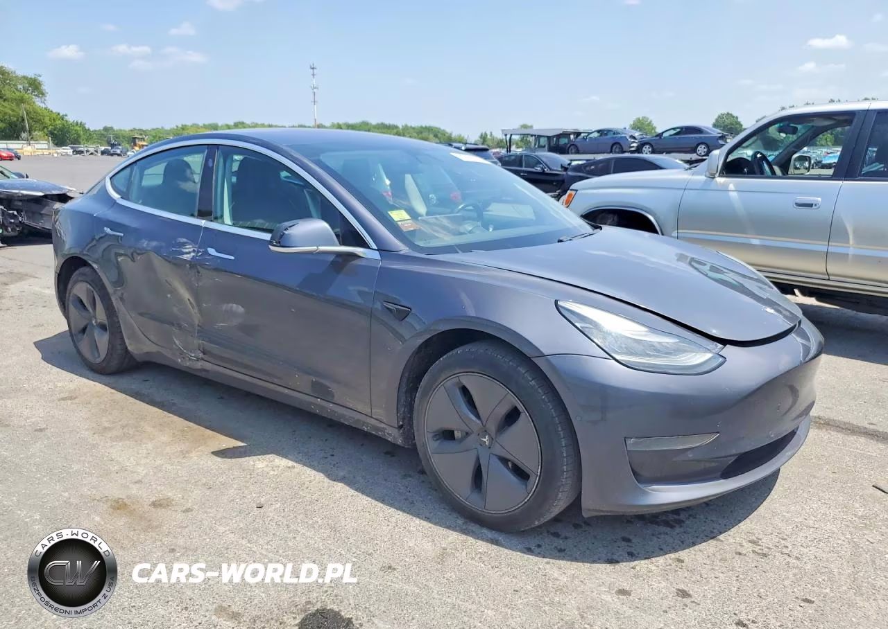 2017 Tesla Model 3 VIN:5YJ3E1EA4HF000649 - 4