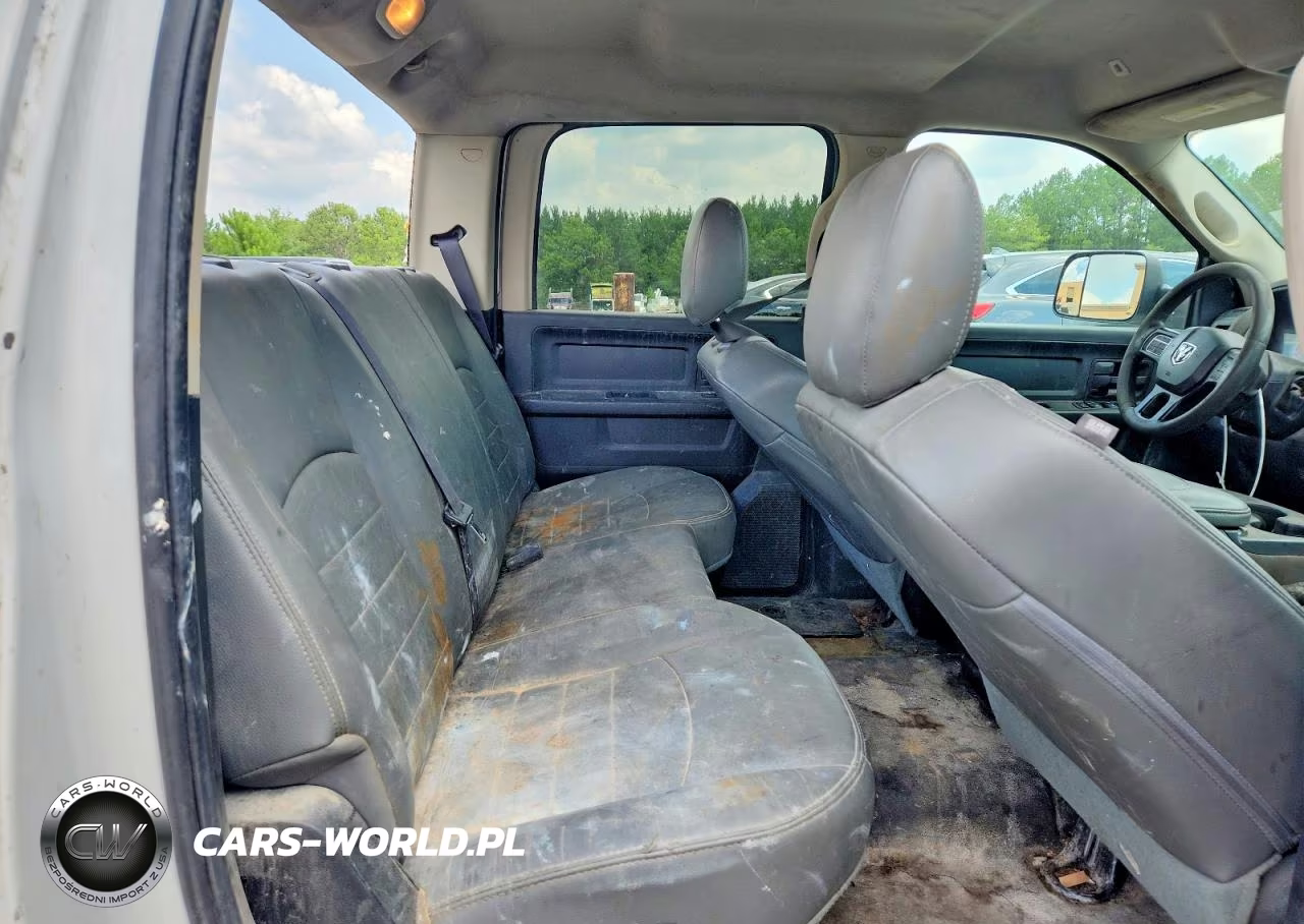 2018 Ram 2500 St VIN:3C6UR4HL4JG104895 - 10