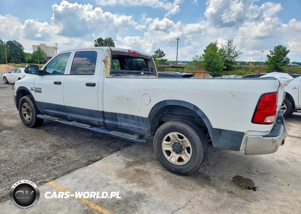 2018 Ram 2500 St VIN:3C6UR4HL4JG104895 - 2