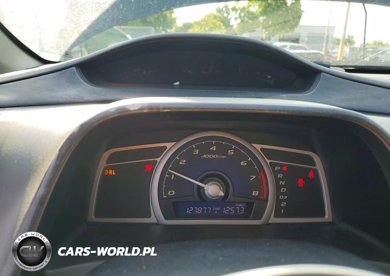 2011 Honda Civic Lx VIN:2HGFG1B64BH505858 - 9