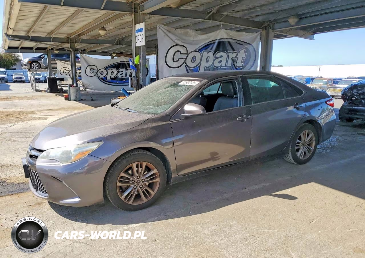 2015 Toyota Camry Se – zdjęcie 1 z 12