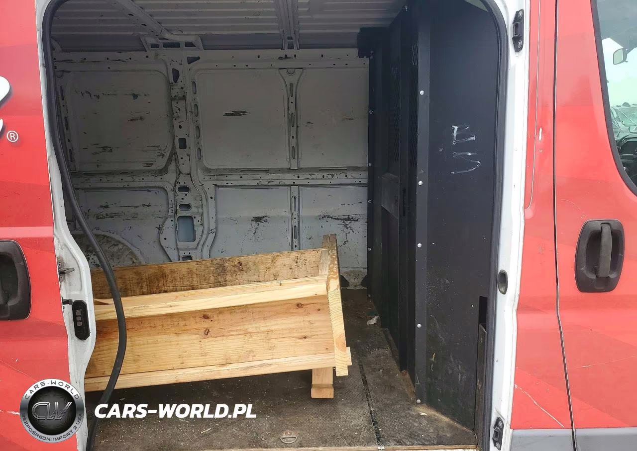 2018 Ram Promaster 1500 1500 Standard VIN:3C6TRVAG9JE156002 - 11