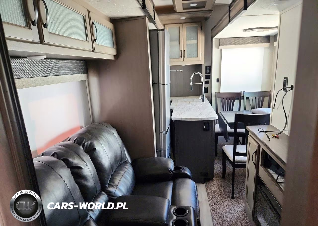 2021 Forest River Chaparral Camper VIN:5ZT3CH2B1MA326258 - 5