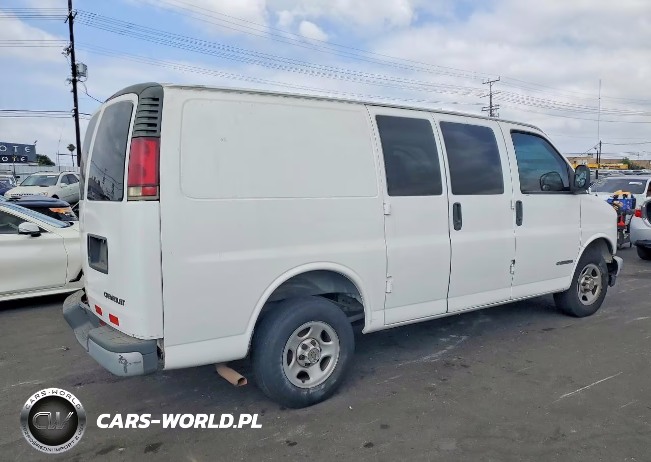 2001 Chevrolet Express Delivery Van VIN:1GCFG25W811164672 - 3