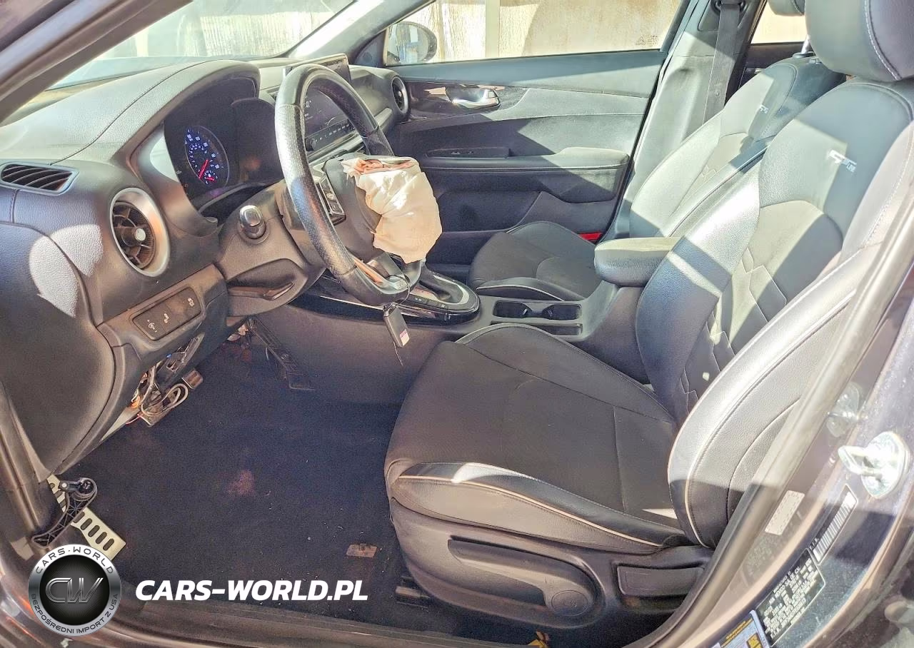 2023 Kia Forte Gt Line VIN:3KPF54AD7PE606613 - 7