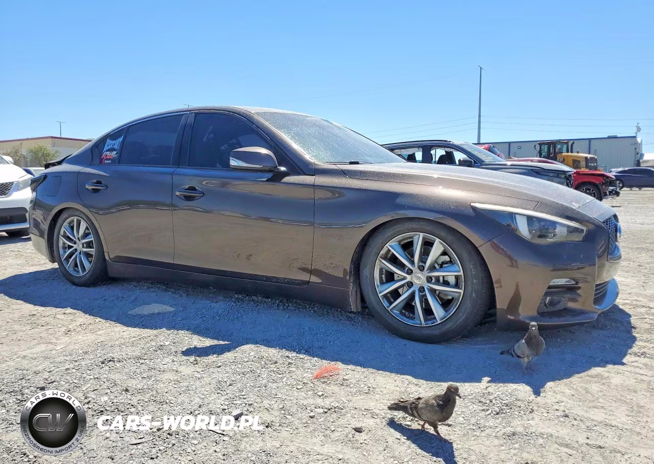 2014 Infiniti Q50 Hybrid Premium VIN:JN1AV7APXEM690899 - 4