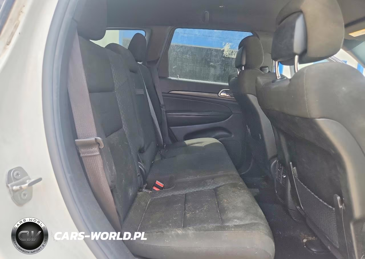 2021 Jeep Grand Cherokee Laredo VIN:1C4RJFAG3MC647645 - 10
