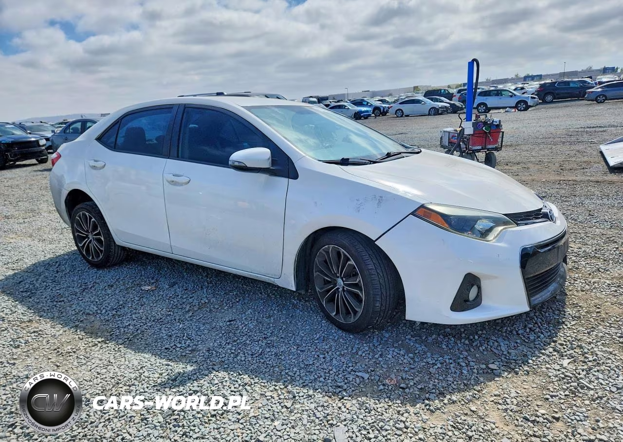 2014 Toyota Corolla S Plus VIN:5YFBURHE1EP050579 - 4
