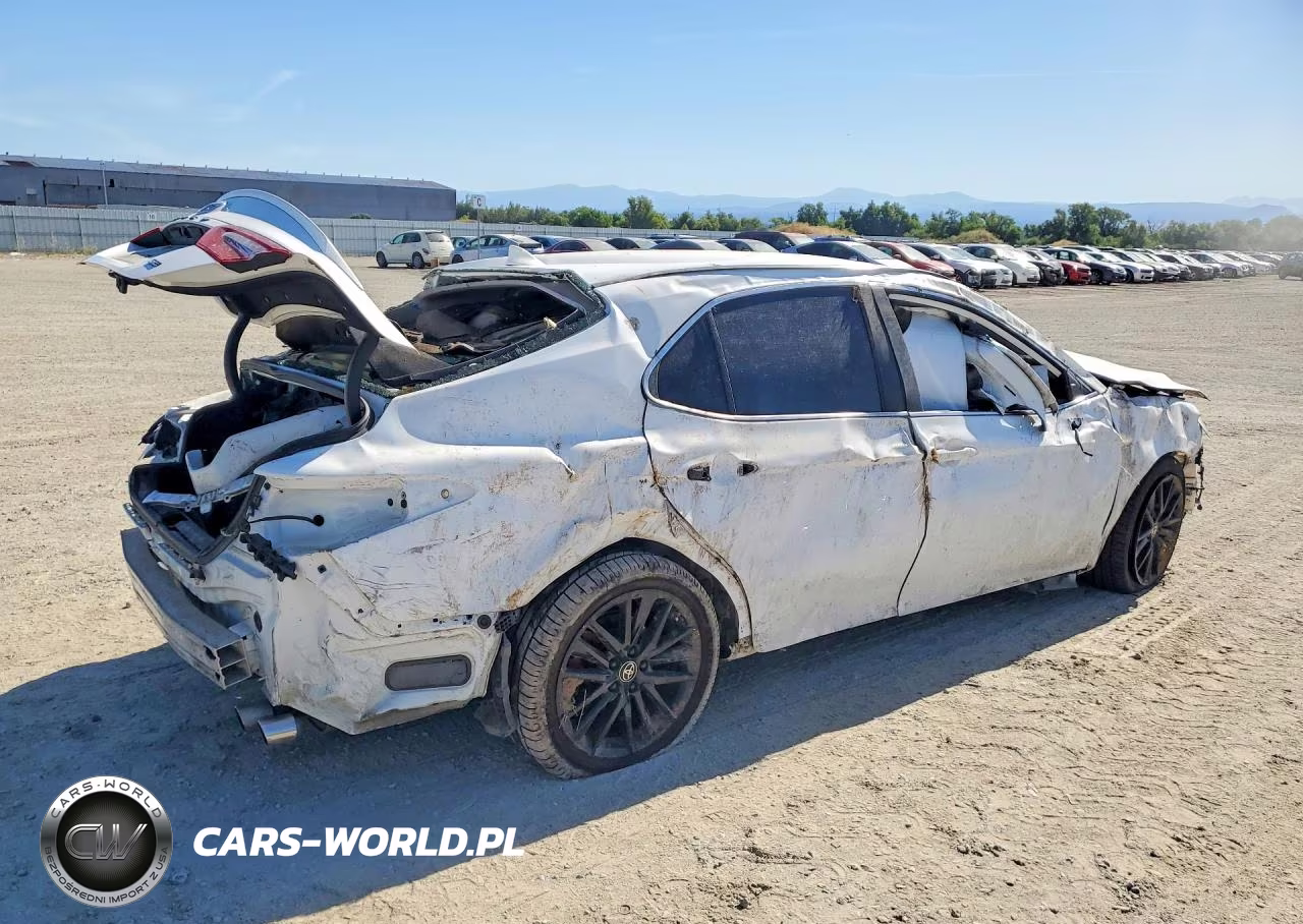 2021 Toyota Camry Se VIN:4T1G11AK0MU541772 - 3