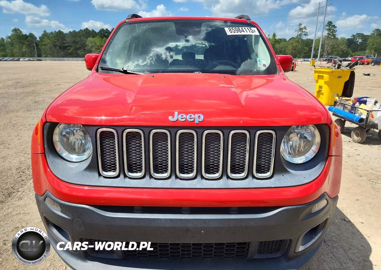 2015 Jeep Renegade Latitude VIN:ZACCJABTXFPB27932 - 5