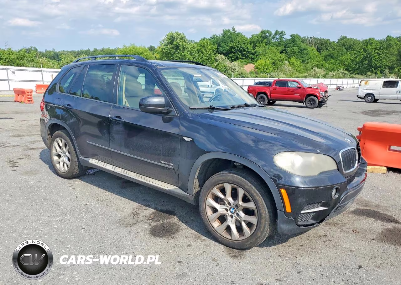 2011 BMW X5 xDrive35I VIN:5UXZV4C50BL408702 - 4