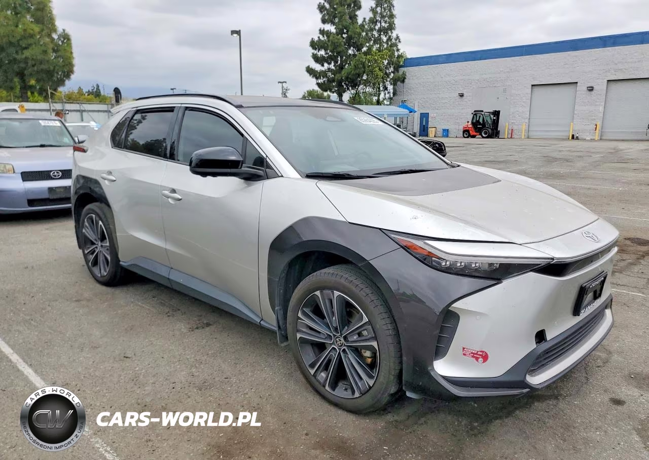 2023 Toyota Bz4X Limited VIN:JTMAAAAA6PA015900 - 4