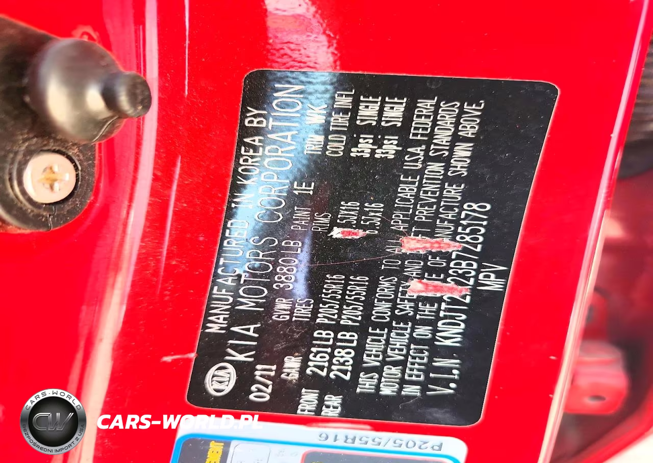 2011 Kia Soul + VIN:KNDJT2A23B7285178 - 13