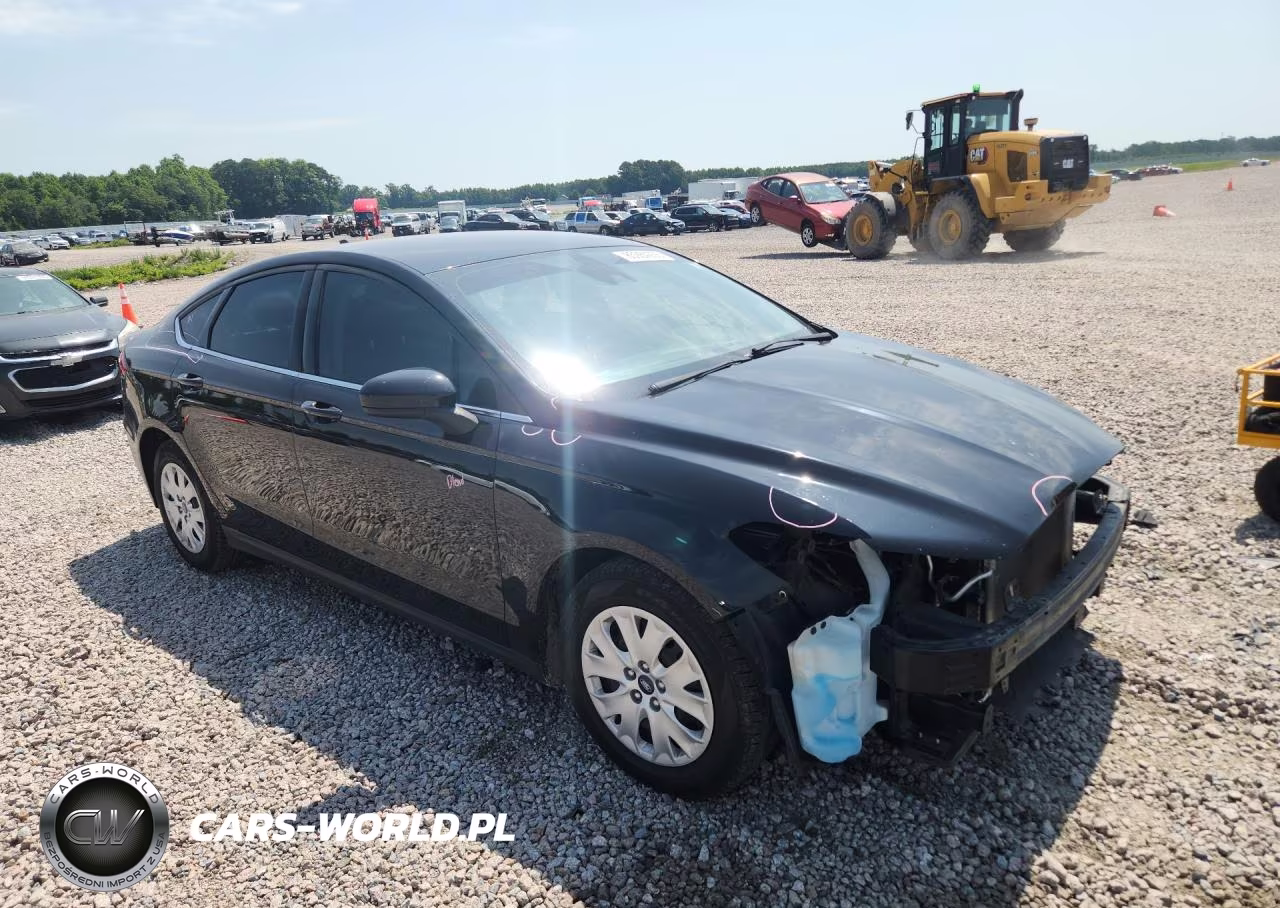 2020 Ford Fusion S VIN:3FA6P0G74LR245158 - 4