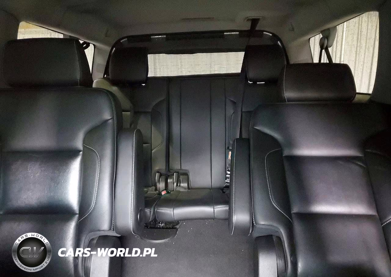2019 Chevrolet Suburban C1500 Lt VIN:1GNSCHKC0KR130159 - 10