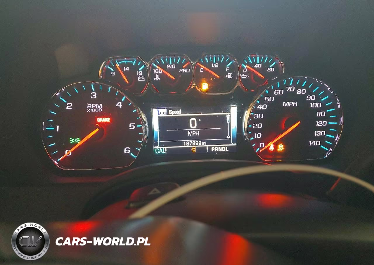 2019 Chevrolet Suburban C1500 Lt VIN:1GNSCHKC0KR130159 - 9